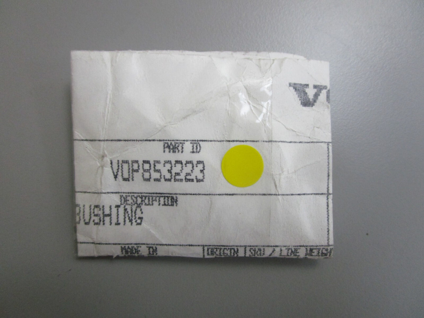*NEW OEM* 0810 Volvo Penta Bushing 853223