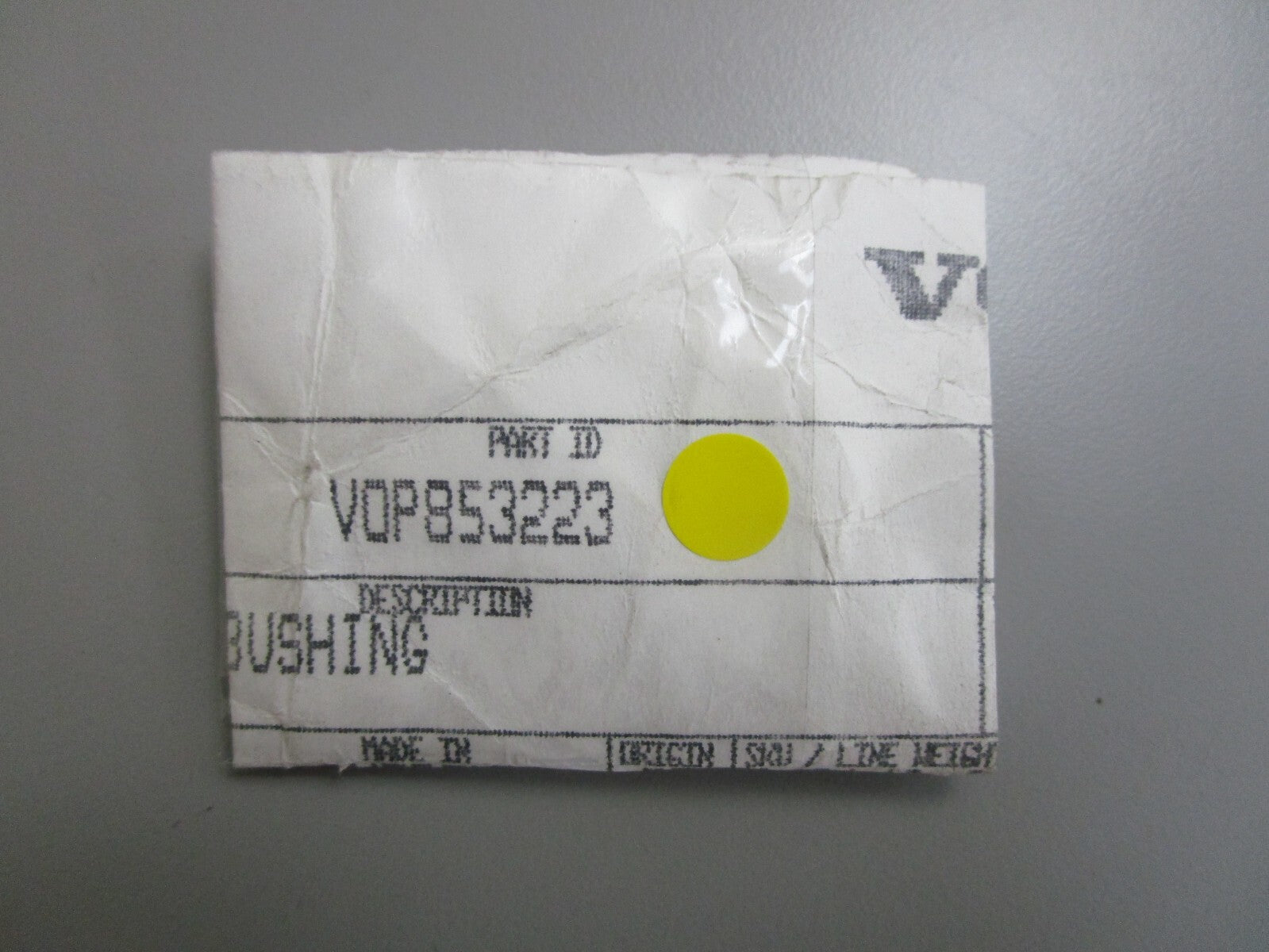 *NEW OEM* 0810 Volvo Penta Bushing 853223
