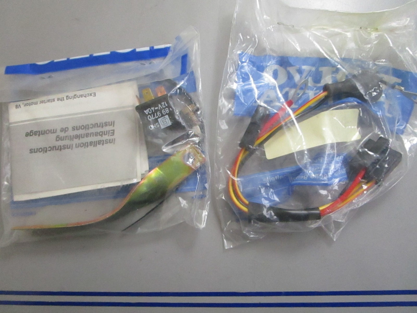 *NEW OEM* 0820 Volvo Penta Mounting Kit 872132