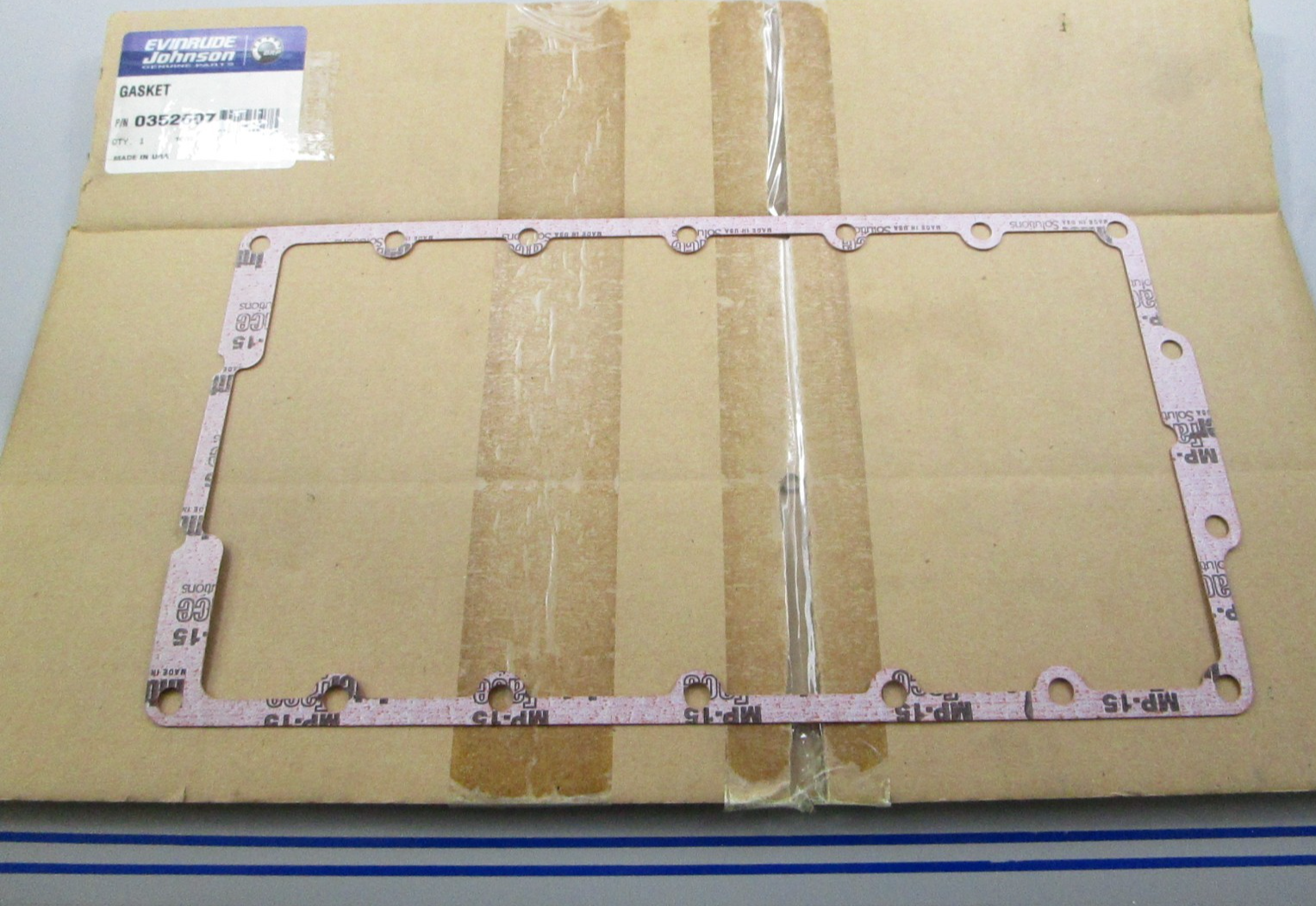 *NEW OEM* 0720 OMC Johnson Evinrude Gasket 352607 0352607