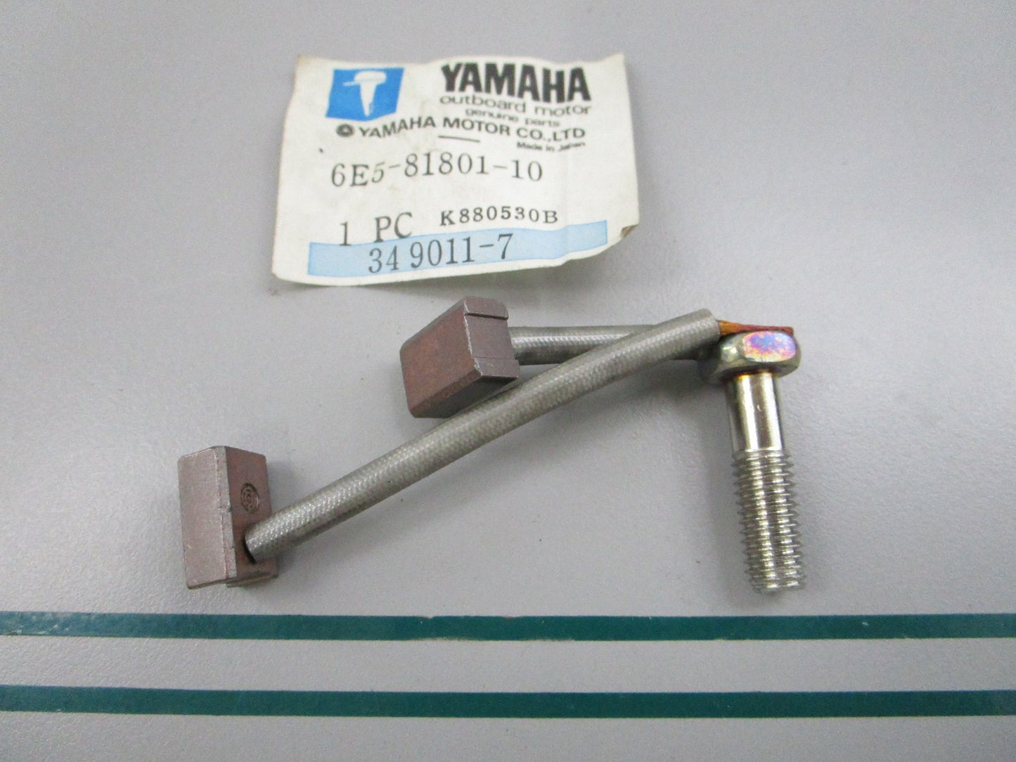 NEW OEM 6E5-81801-10-00 Yamaha Brush Set 0810