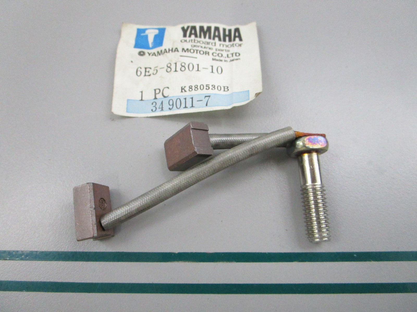 NEW OEM 6E5-81801-10-00 Yamaha Brush Set 0810