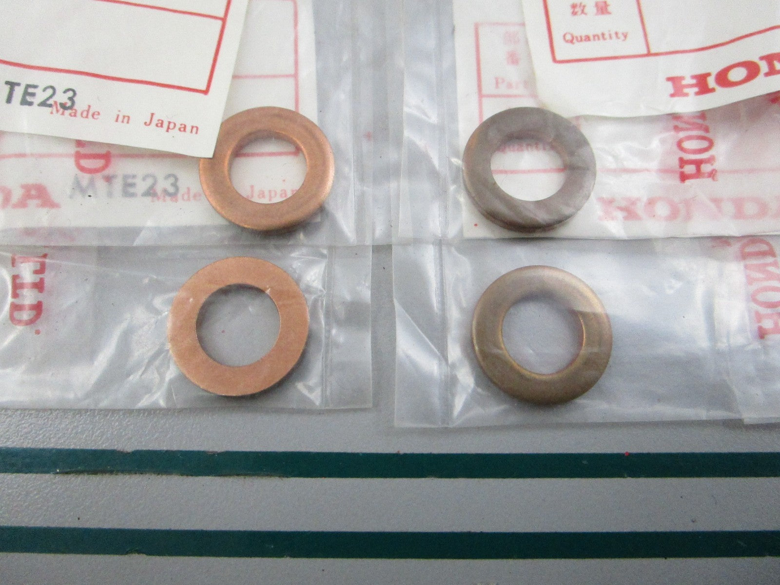 NEW OEM (LOT OF 4) 90403-413-010 Honda Washer 0810