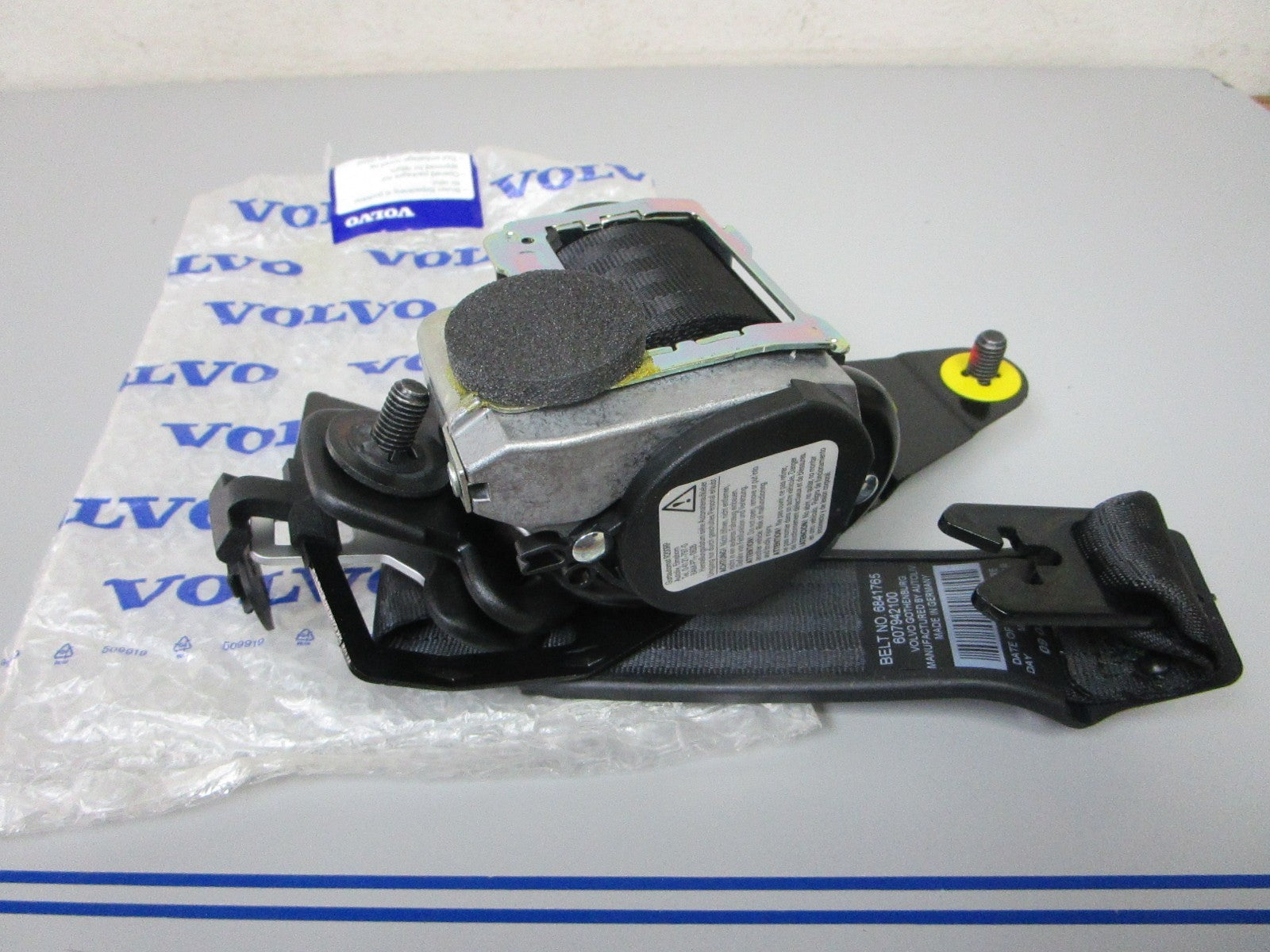NEW OEM 31351464 Volvo Penta XC90 Lap & Shoulder Seat Belt 0720