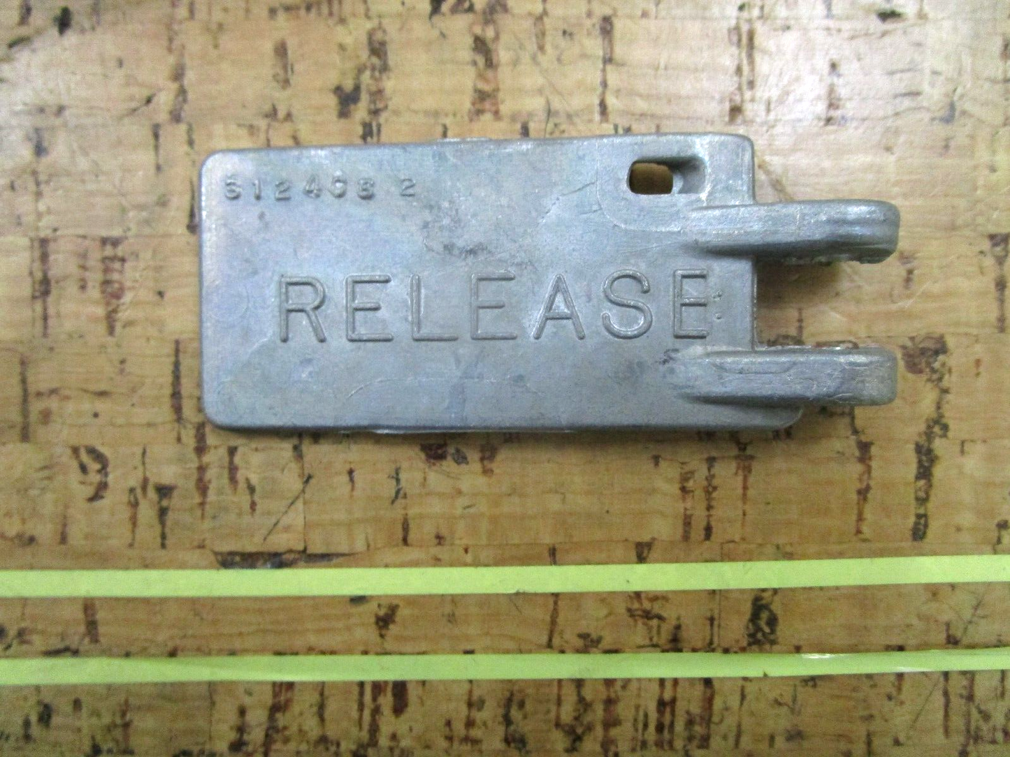 *NEW OEM* 0750 OMC Johnson Evinrude RELEASE LEVER 312463 0312463