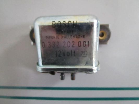 NEW OEM 0005425919 0332202001 Mercedes-Benz Relay 0820