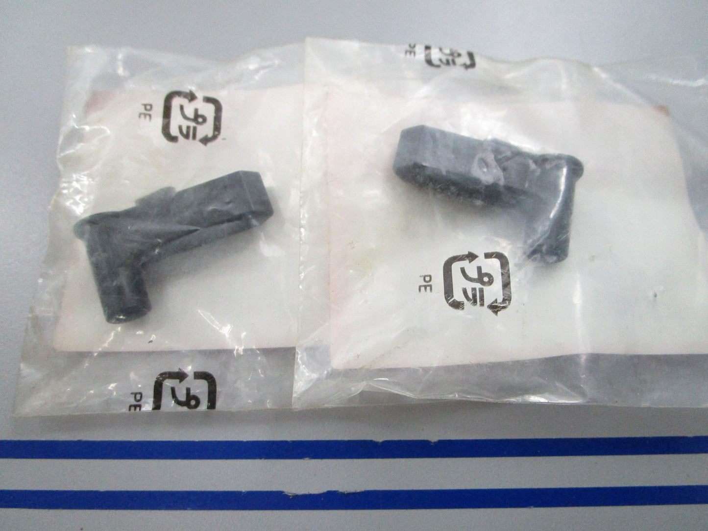 NEW OEM (LOT OF 2) Honda 28422-ZH8-013 Ratchet 0810