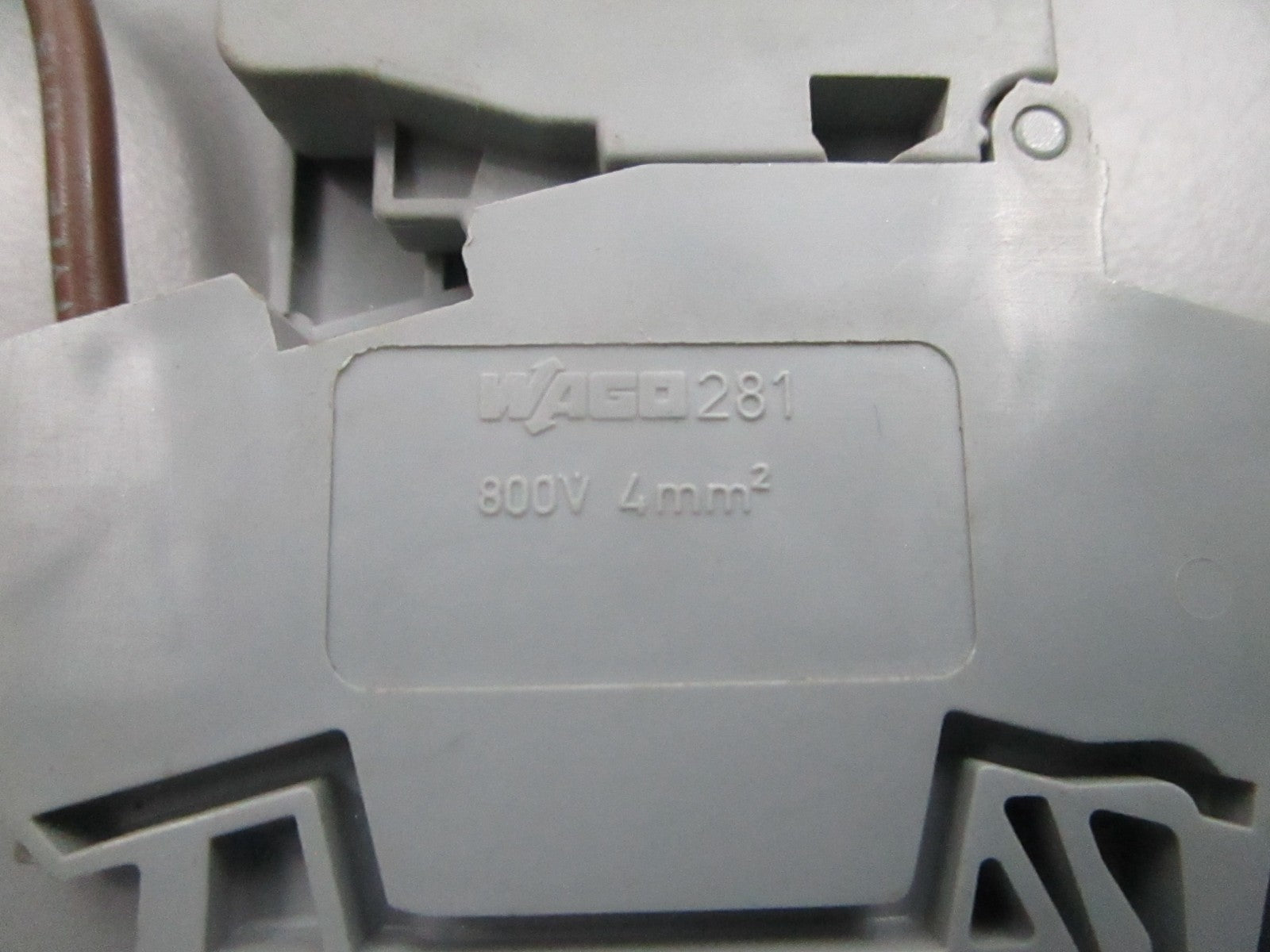 NEW OEM 281-611 WAGO Fuse Holder 0810