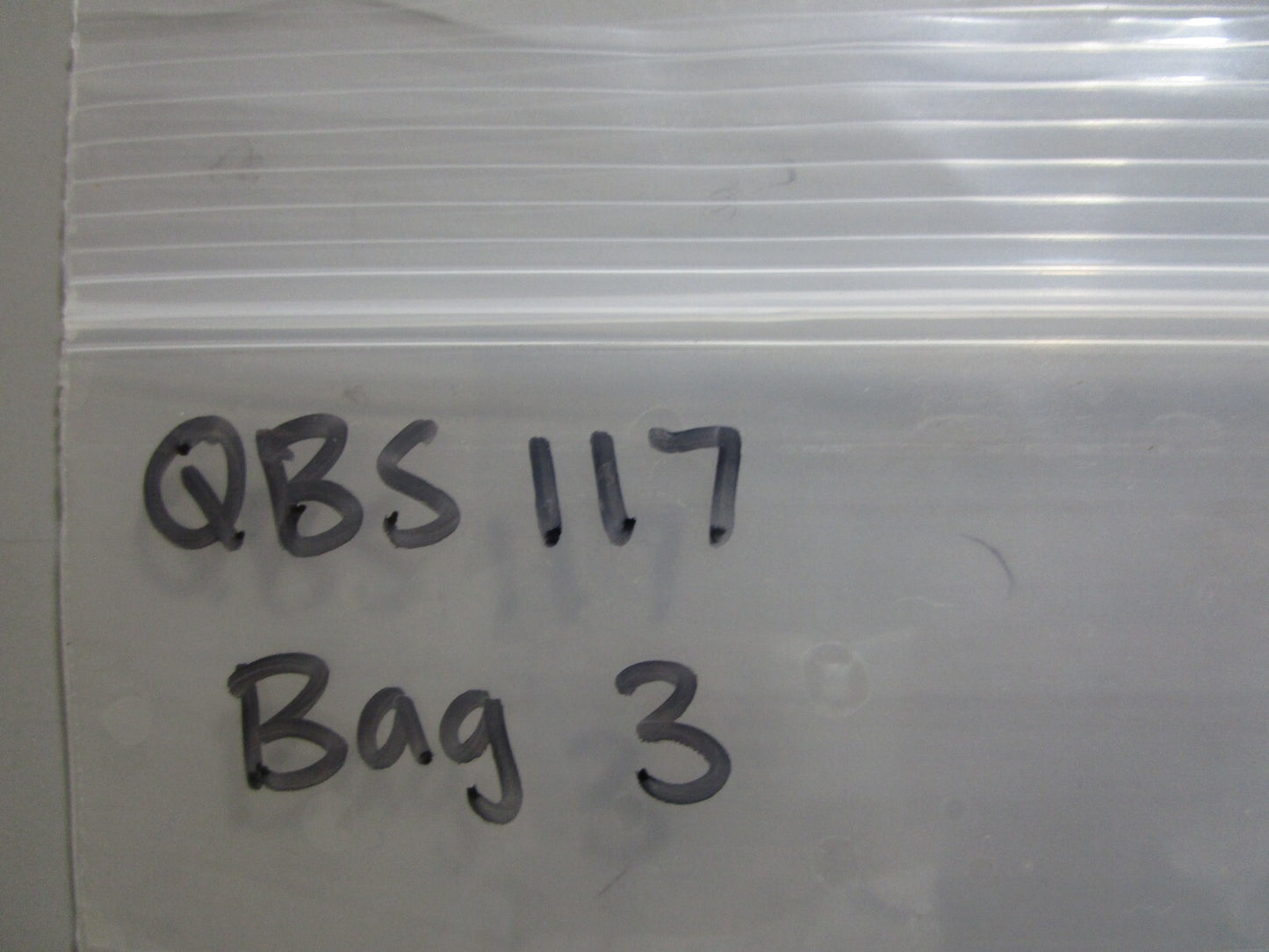 *NEW OEM* 0810 Volvo Penta Latch 814391