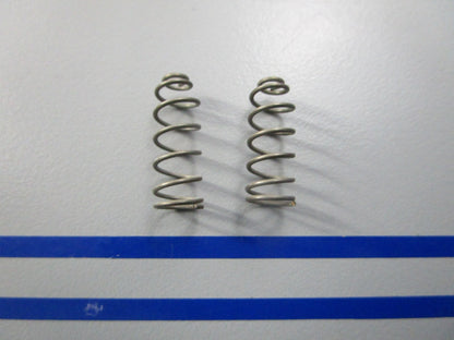 NEW OEM (LOT OF 2) 305860 0305860 OMC Johnson Evinrude Spring 0810