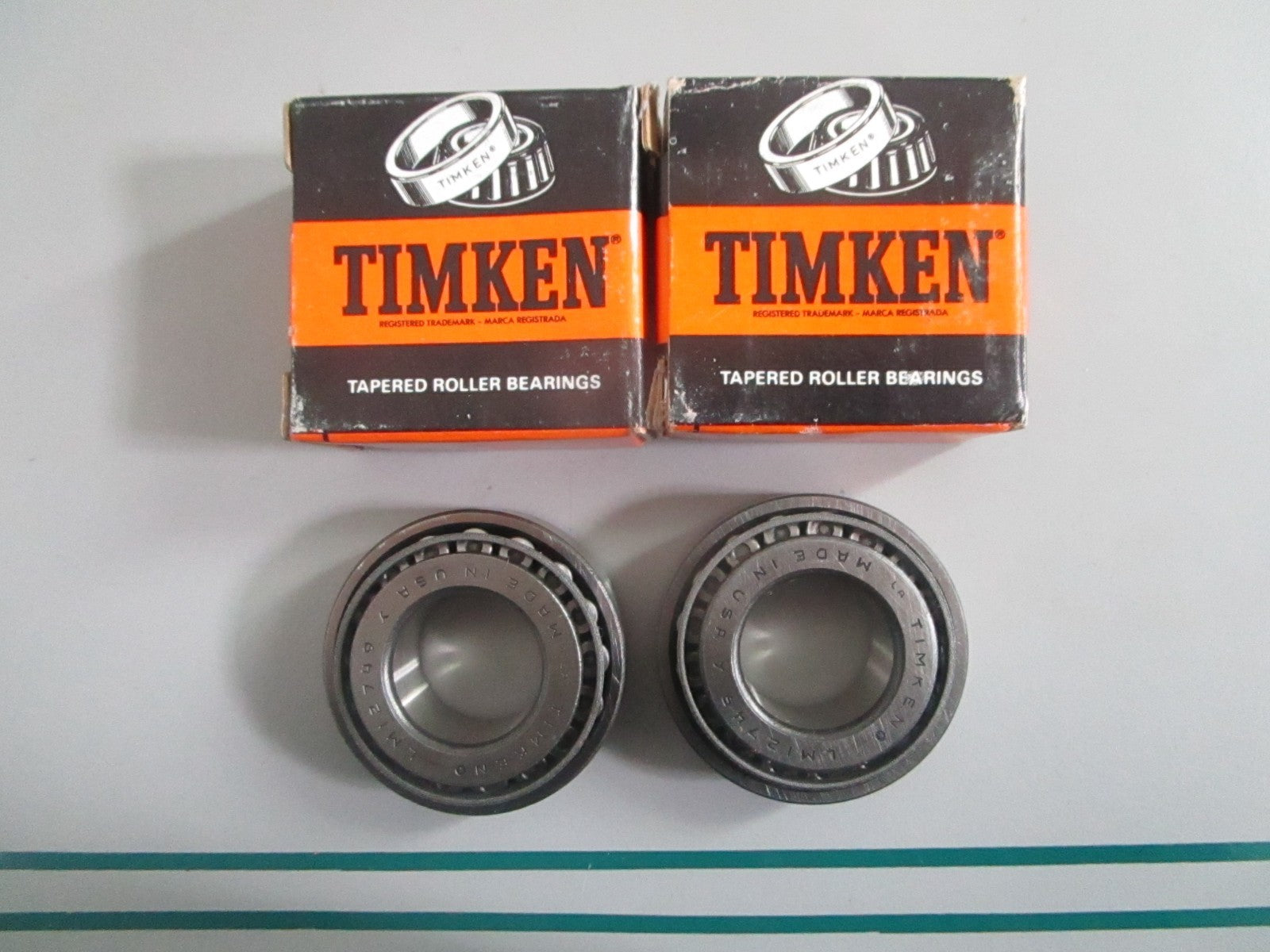 NEW OEM (LOT OF 2) LM12749 LM12711 Timken Set #16 Roller Bearing 0820