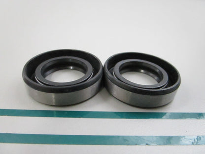 NEW (LOT OF 2) LP9200-9476  For: LPM Total Source Oil Seal 0810
