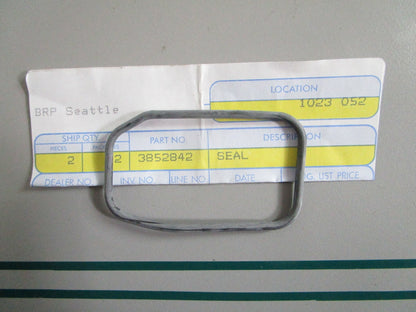 NEW OEM 3852842 OMC Johnson Evinrude Seal 0820
