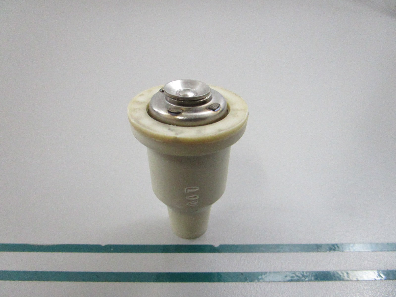 NEW OEM 435431 0435431 OMC Johnson Evinrude Thermostat 0810