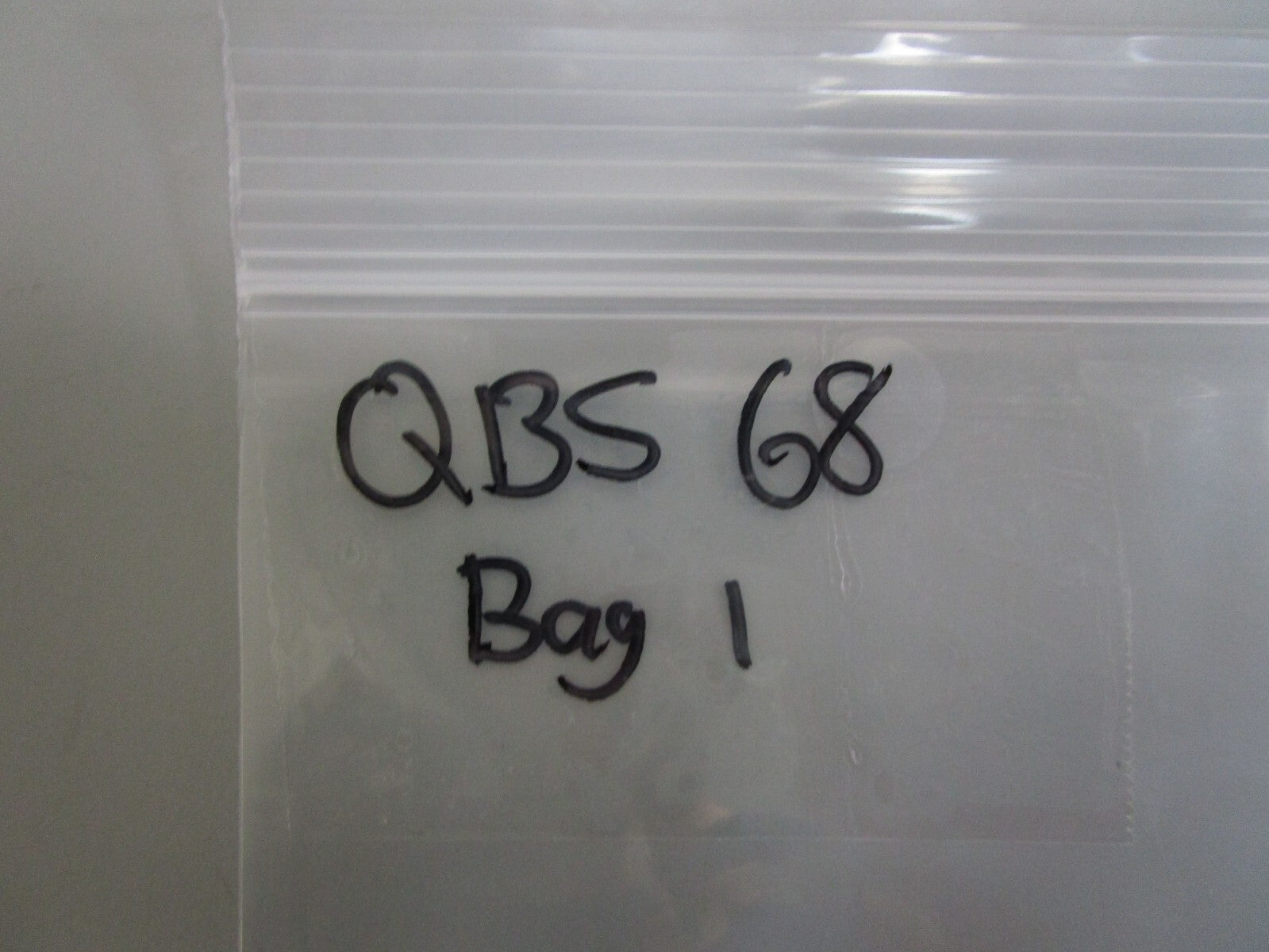 *NEW OEM* 0770 OMC Johnson Evinrude Clamp Screw 388052 0388052