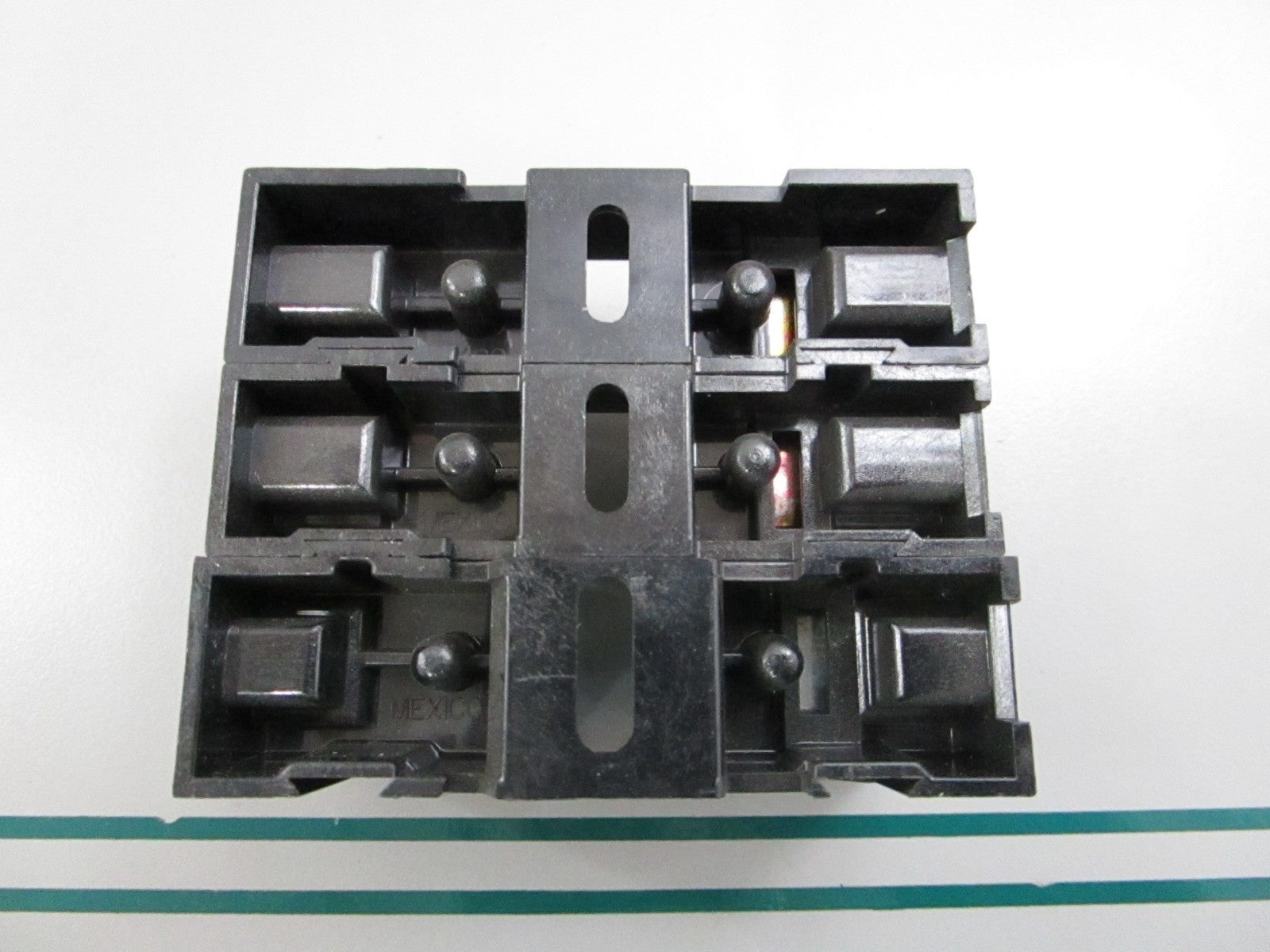 NEW OEM 3032GE-EDC Ferraz-Shawmut Fuse Block 0810