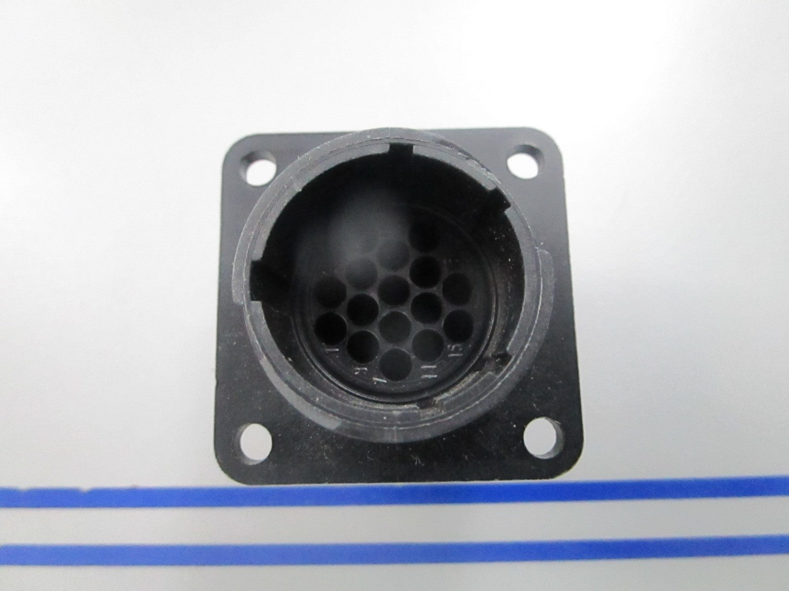 NEW OEM 846611 Volvo Penta Housing 0810