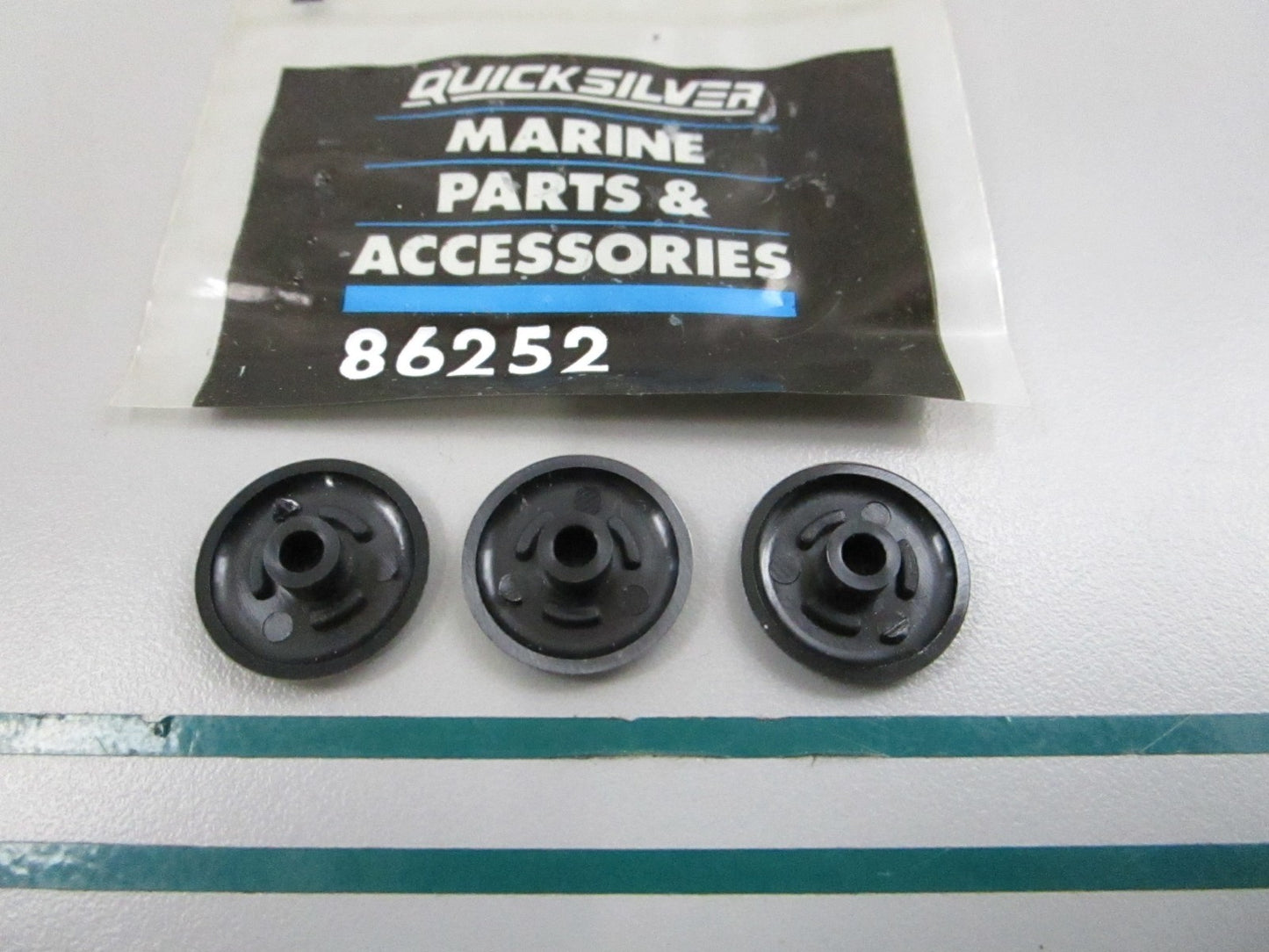 NEW OEM (LOT OF 3) 86252 Mercury Quicksilver Cap 0810