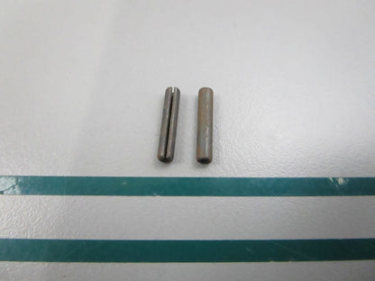 NEW OEM (LOT OF 2) 307901 0307901 OMC Johnson Evinrude Pin 0810