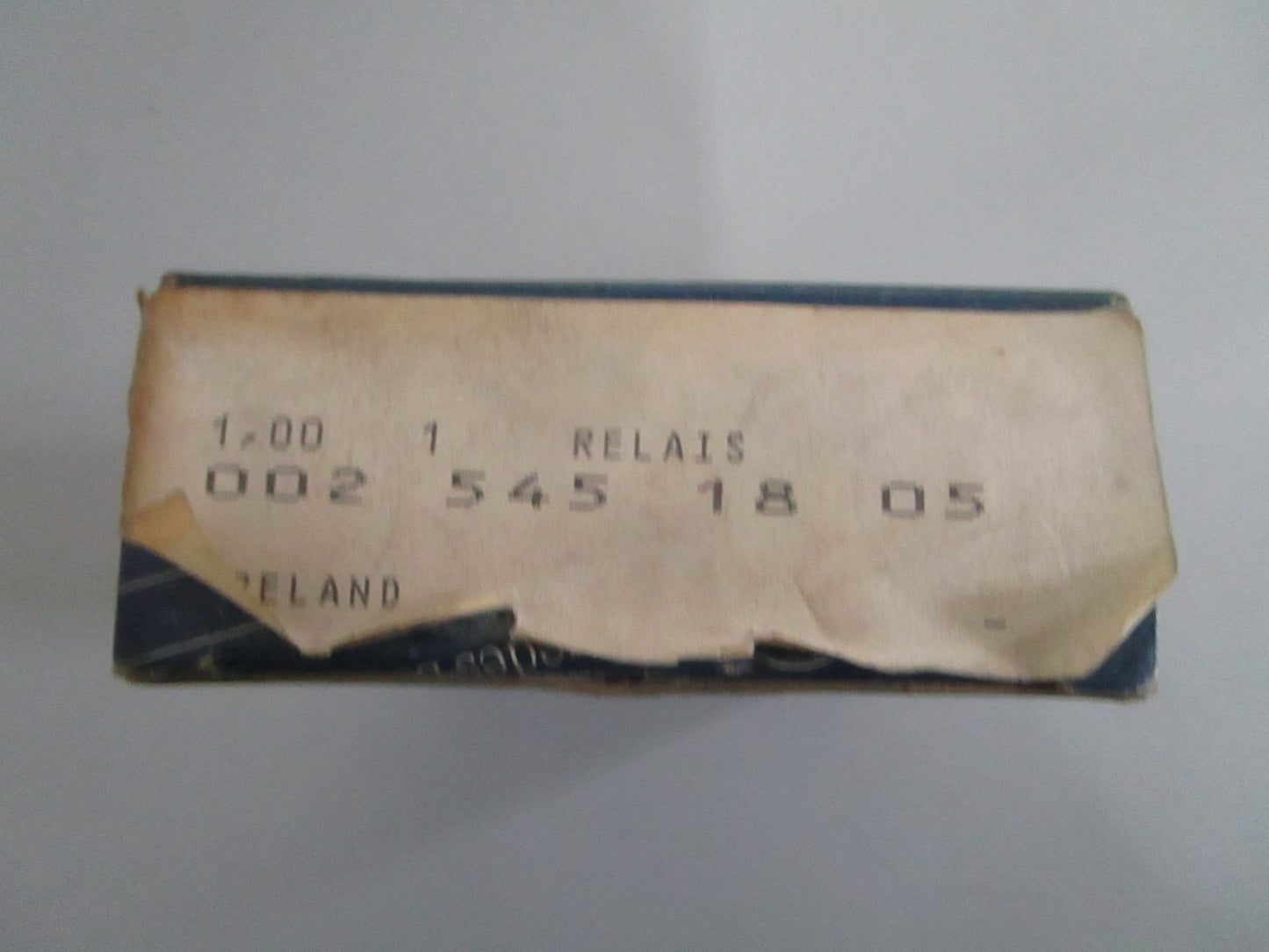 NEW OEM 0025451805 Mercedes-Benz Relay 0820
