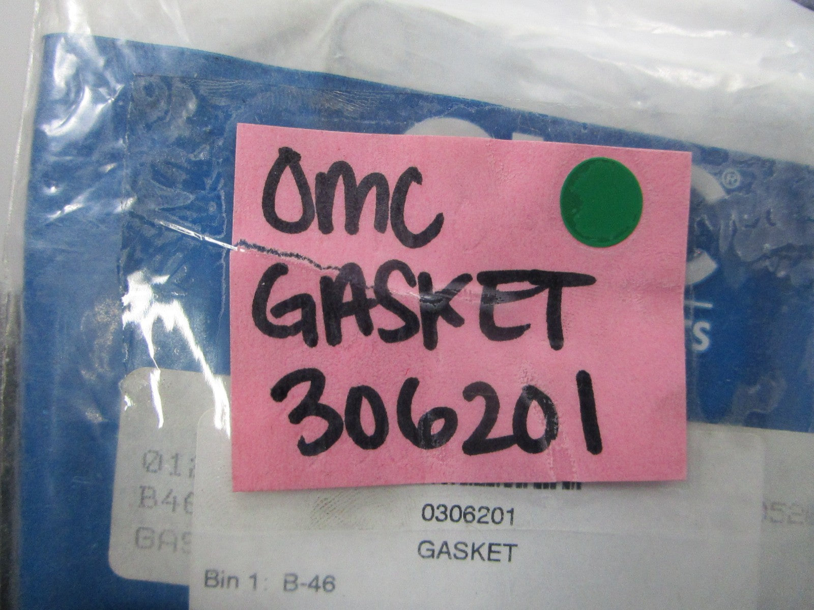 NEW OEM 306201 0306201 OMC Johnson Evinrude Gasket 0810