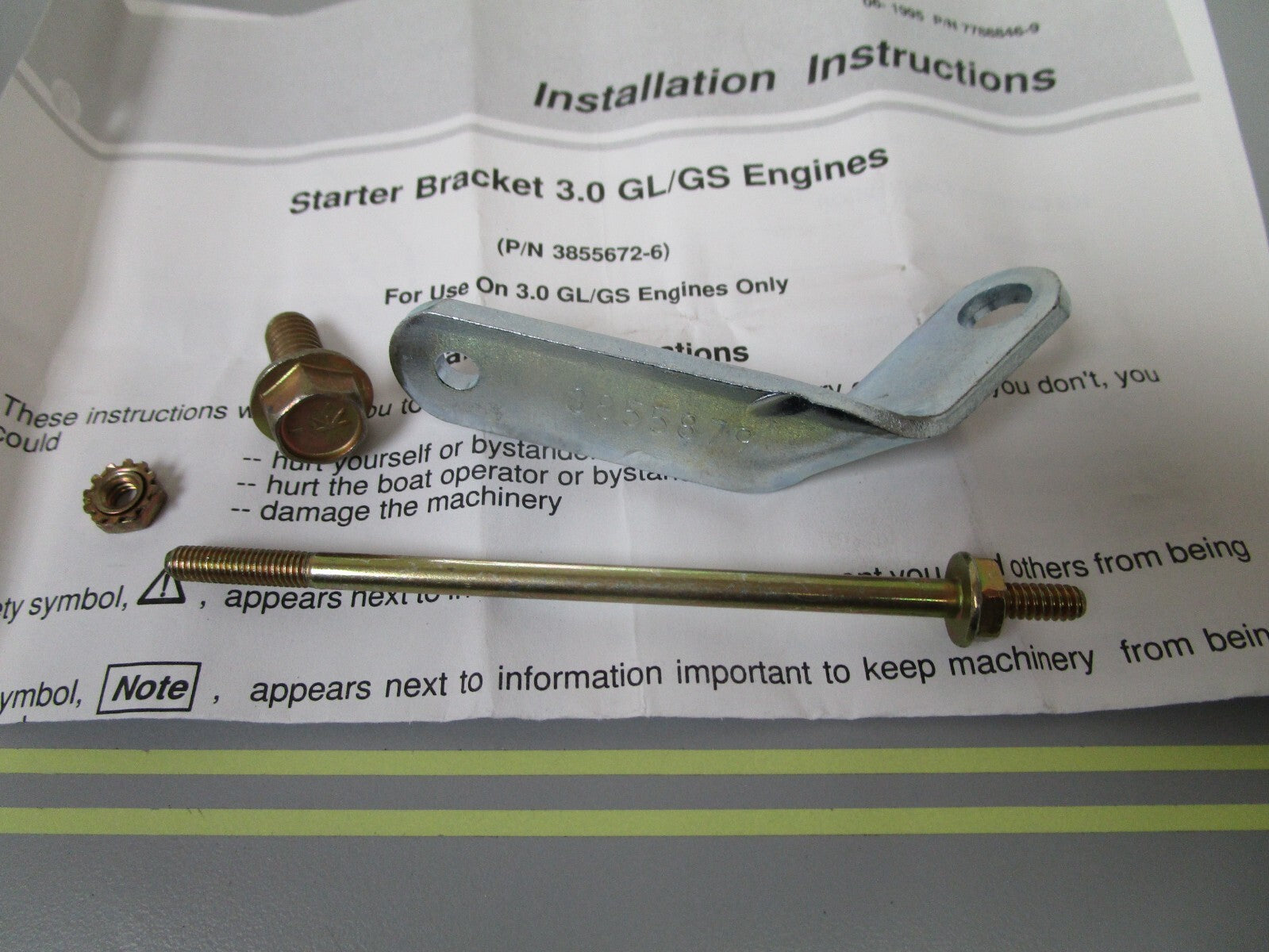 *NEW OEM* 0810 OMC Johnson Evinrude Starter Bracket Kit 3855672