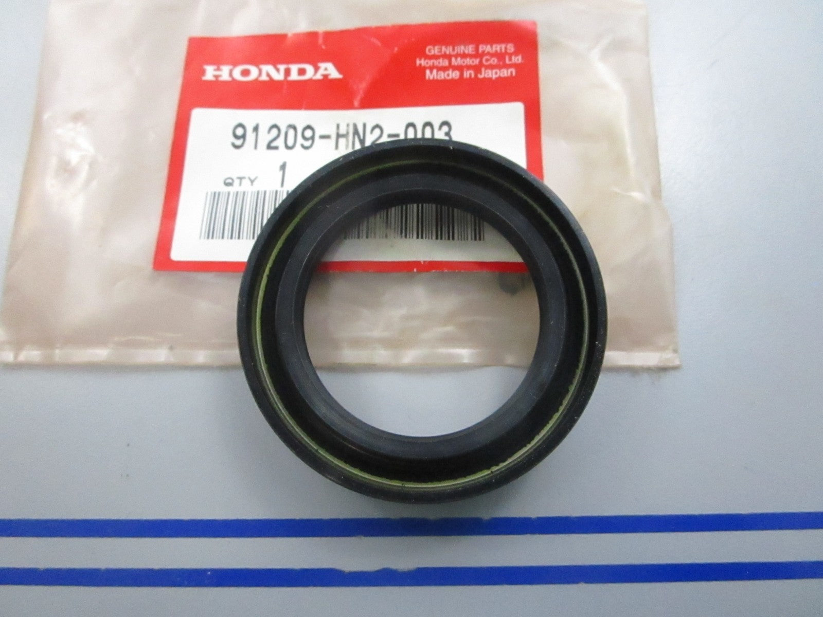 NEW OEM 91209-HN2-003 Honda Seal 0810