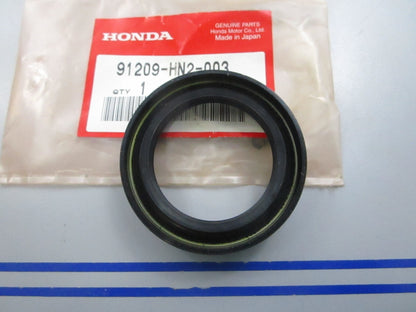 NEW OEM 91209-HN2-003 Honda Seal 0810