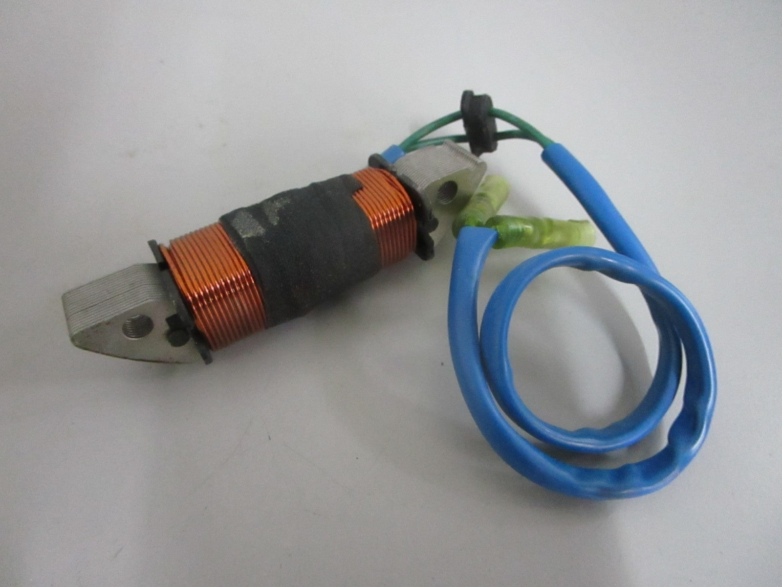 *NEW OEM* 0820 Mercury Quicksilver Lightning Coil 94804M