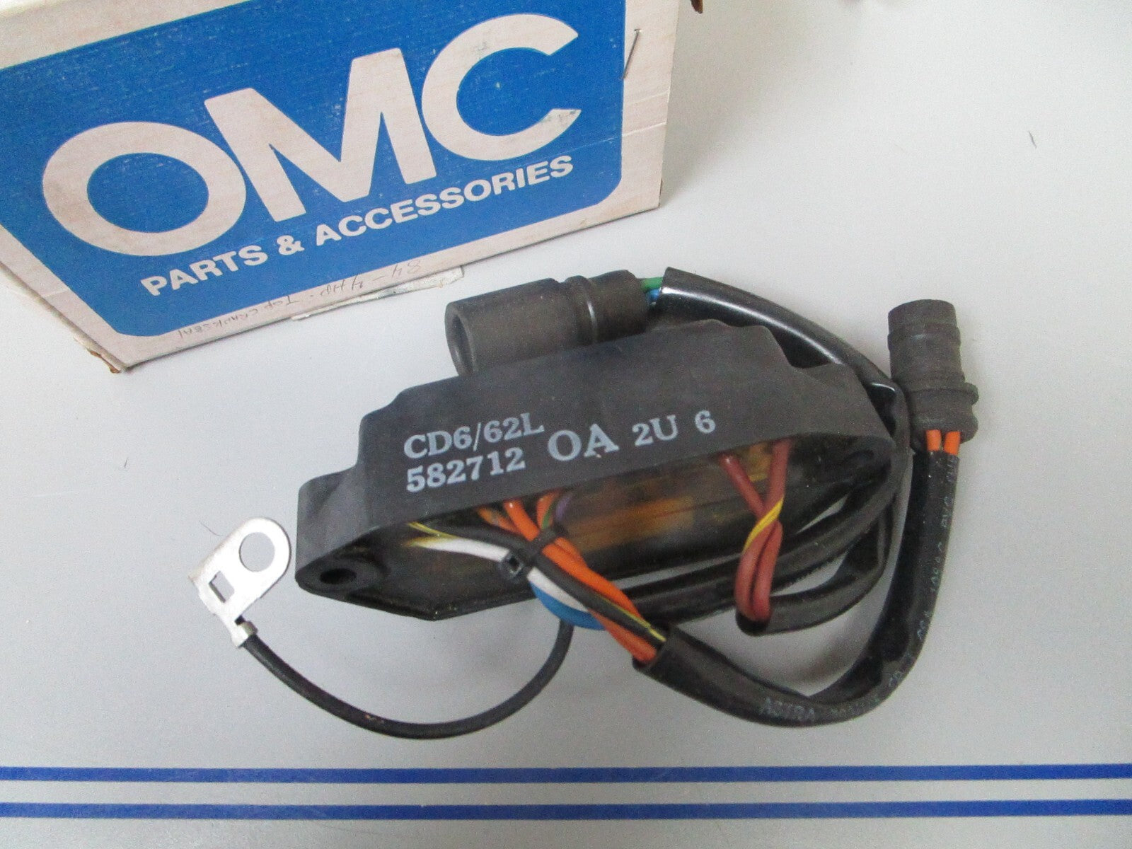 *NEW OEM* 0810 OMC Johnson Evinrude Power Pack 582712 0582712