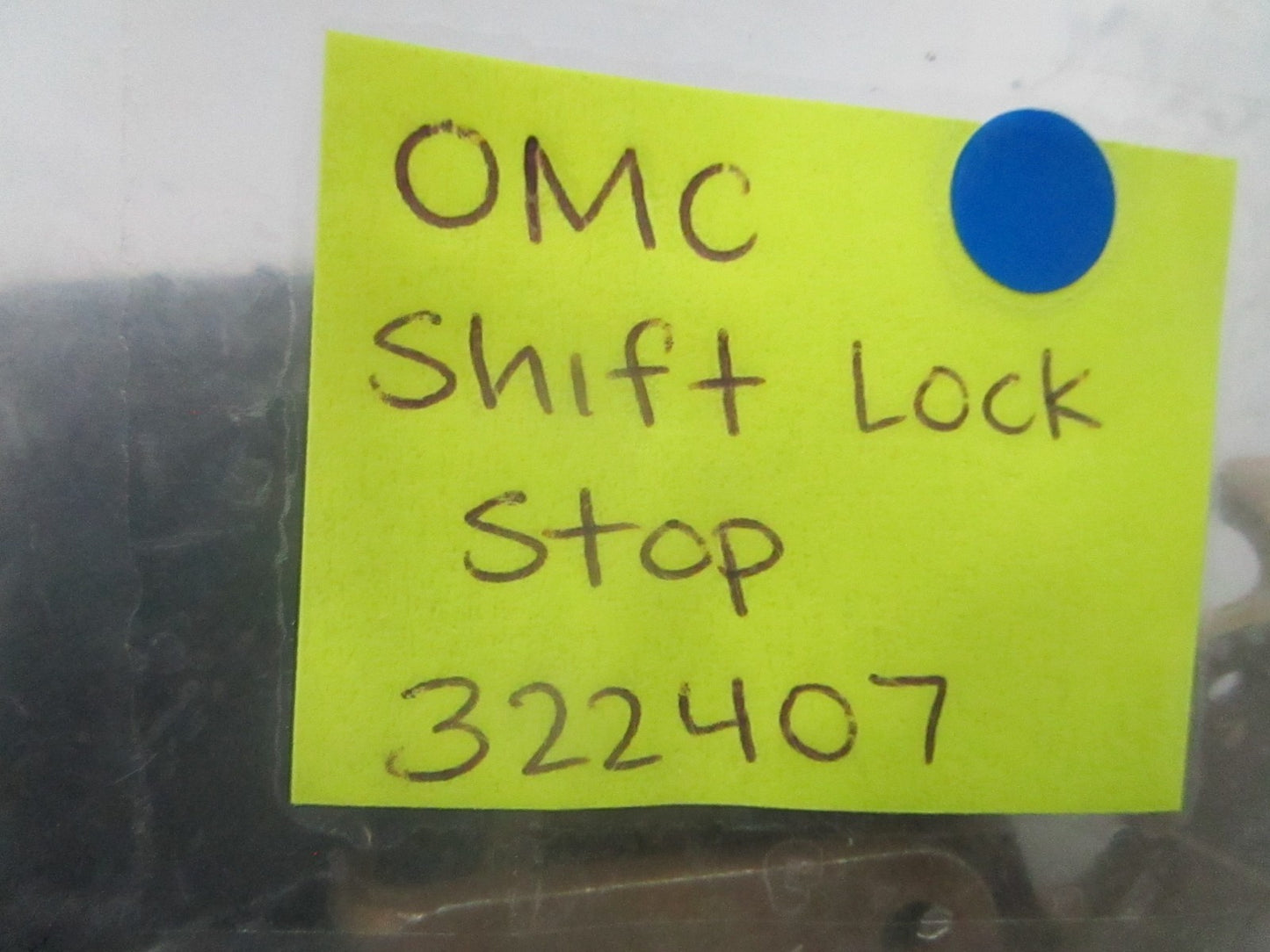 *NEW OEM* 0810 OMC Johnson Evinrude Shift Lock Stop 322407 0322407