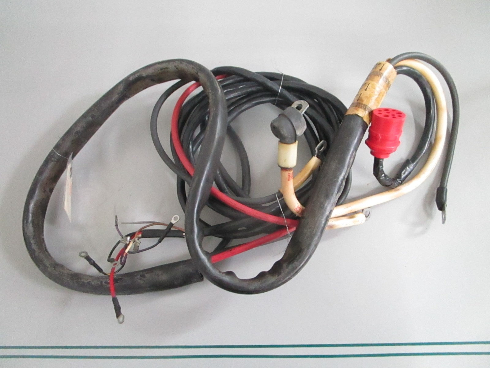 NEW OEM 385700 0385700 OMC Johnson Evinrude Instrument Cable Assy 0820