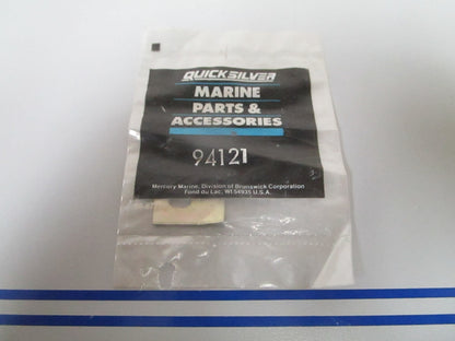 NEW OEM 94121 Mercury Quicksilver Retainer 0810
