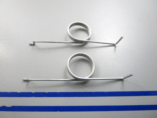 NEW OEM (LOT OF 2) 329002 0329002 OMC Johnson Evinrude Tilt Lock Spring 0810