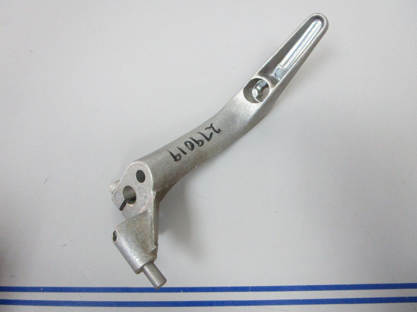 *NEW OEM* 0810 OMC Johnson Evinrude Shift Lever & Screw 279019 0279019 278260