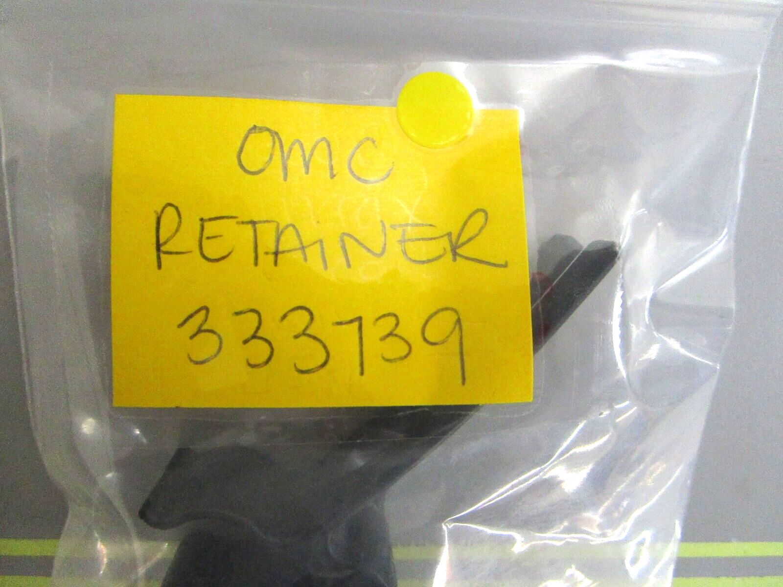 *NEW OEM* 0750 OMC Johnson Evinrude RETAINER 333739 0333739