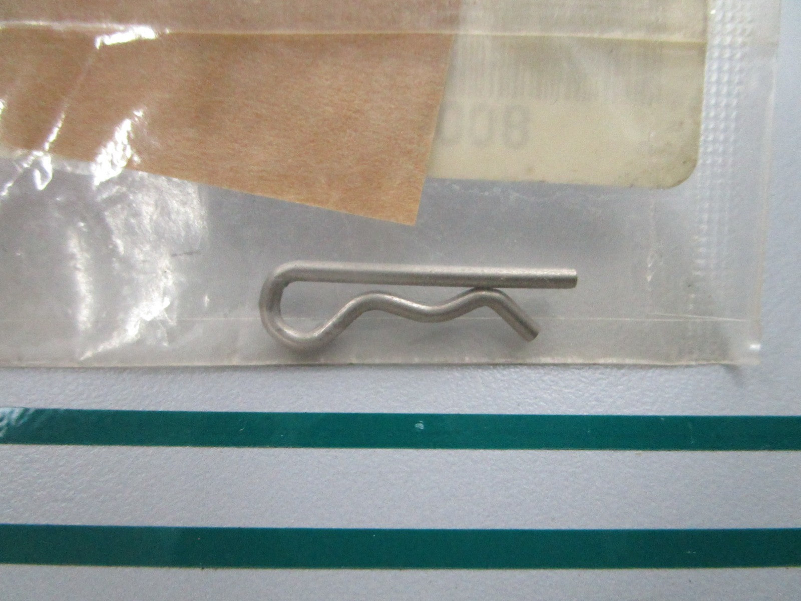 NEW OEM 90468-18008 Yamaha Clip 0810