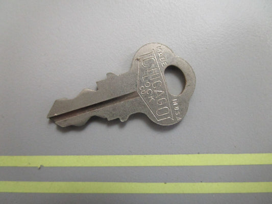 *NEW OEM* 0810 OMC Johnson Evinrude Ignition Key KF68 501583 0501583