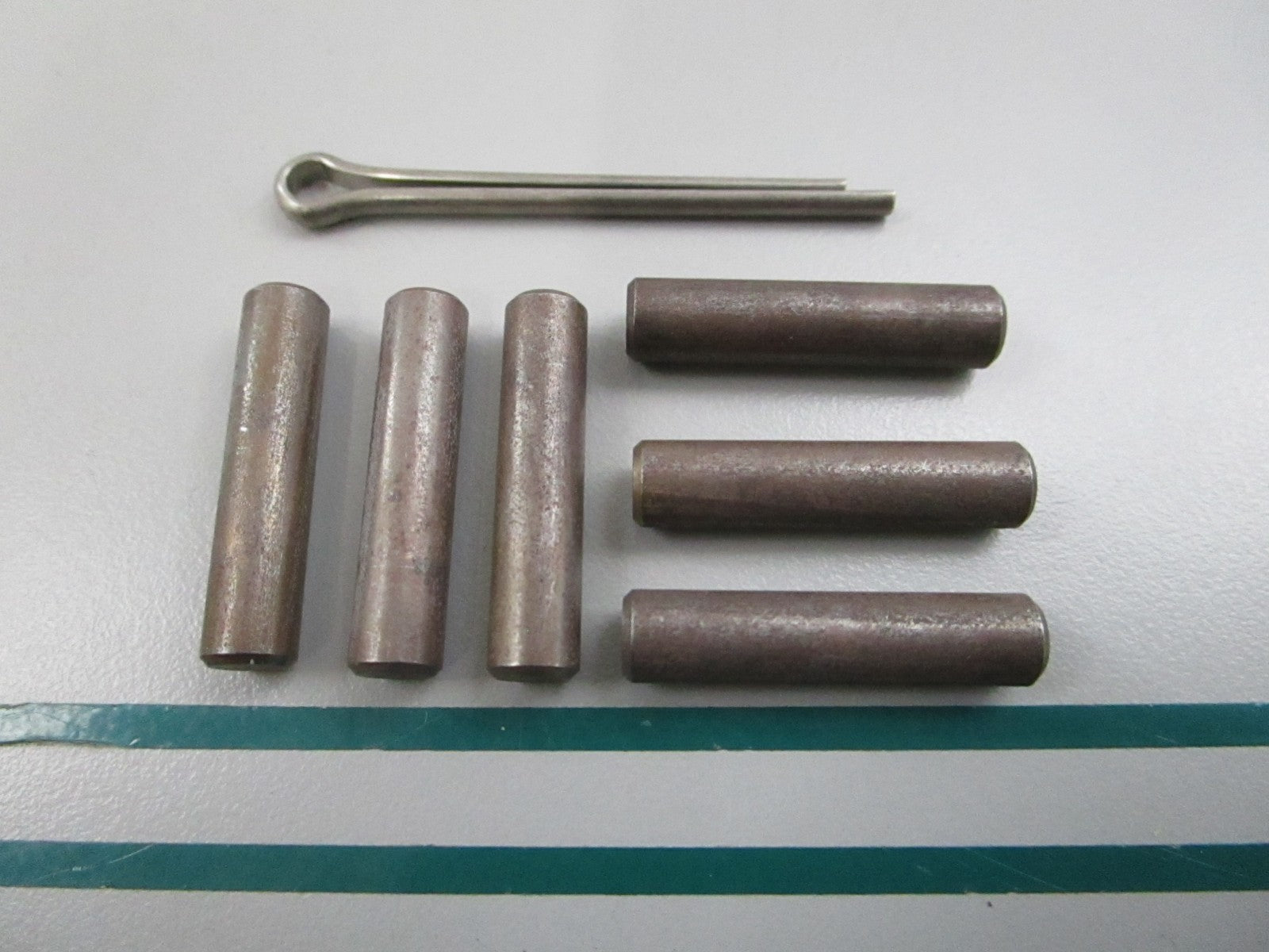 NEW OEM FK247 Mercury Quicksilver Prop Pin Kit 0810