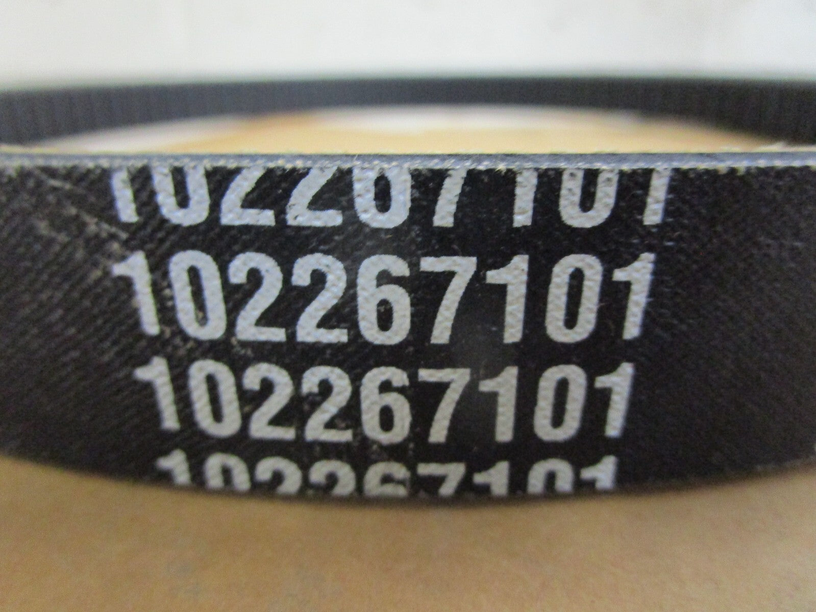 *NEW OEM* 0820 Bobcat Drive Belt 102267101CC