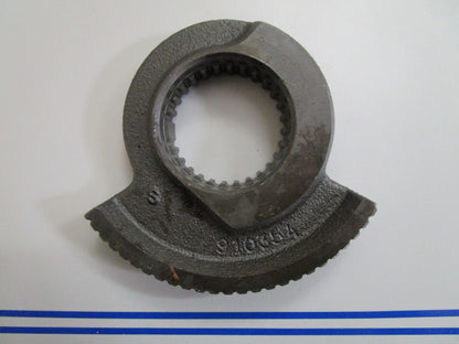 *NEW OEM* 0820 OMC Johnson Evinrude Steering Worm Wheel 910354 0910354