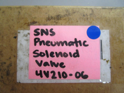 *NEW* 0810 SNS Pneumatic Solenoid Valve 4V210-06
