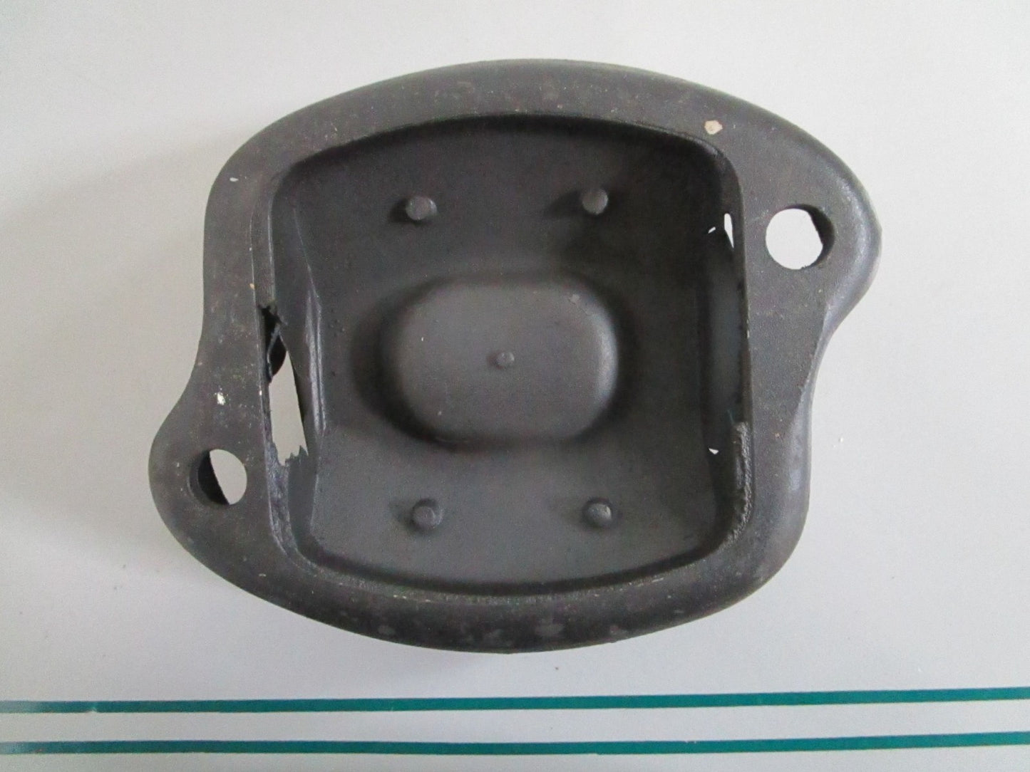 NEW OEM 1152410813 Mercedes-Benz Engine Mount 0820