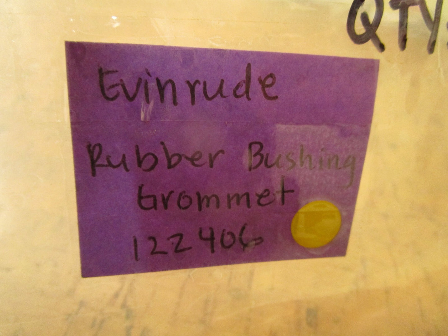 *NEW OEM* 0810 OMC Johnson Evinrude Rubber Bushing Grommet 122406 0122406