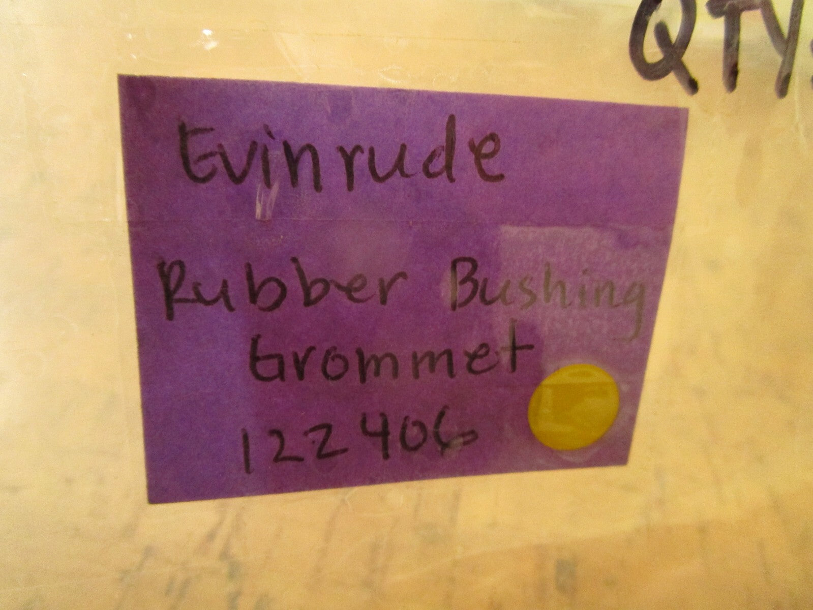 *NEW OEM* 0810 OMC Johnson Evinrude Rubber Bushing Grommet 122406 0122406