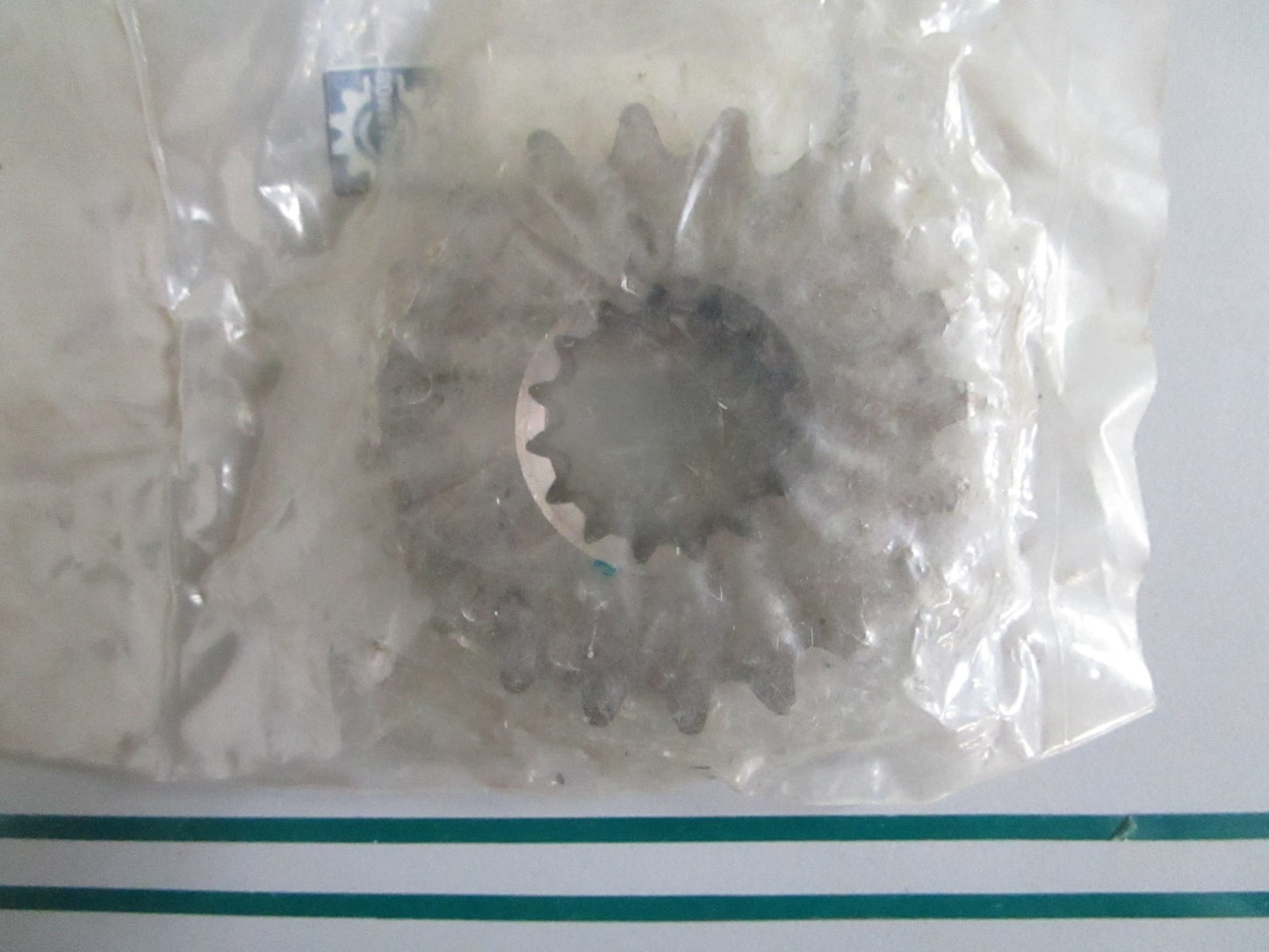 Ski-Doo BRP 504058800 Chaincase Drive Sprocket 20 Tooth NEW OEM 0820
