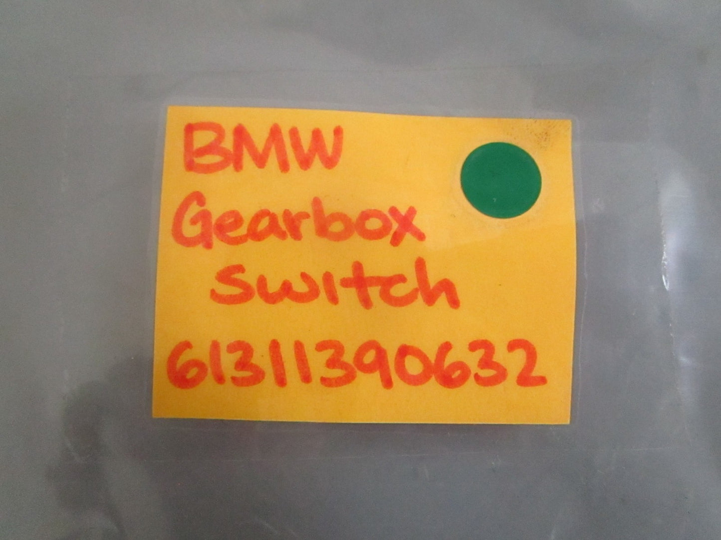 NEW OEM 61311390632 BMW Gearbox Switch 0820