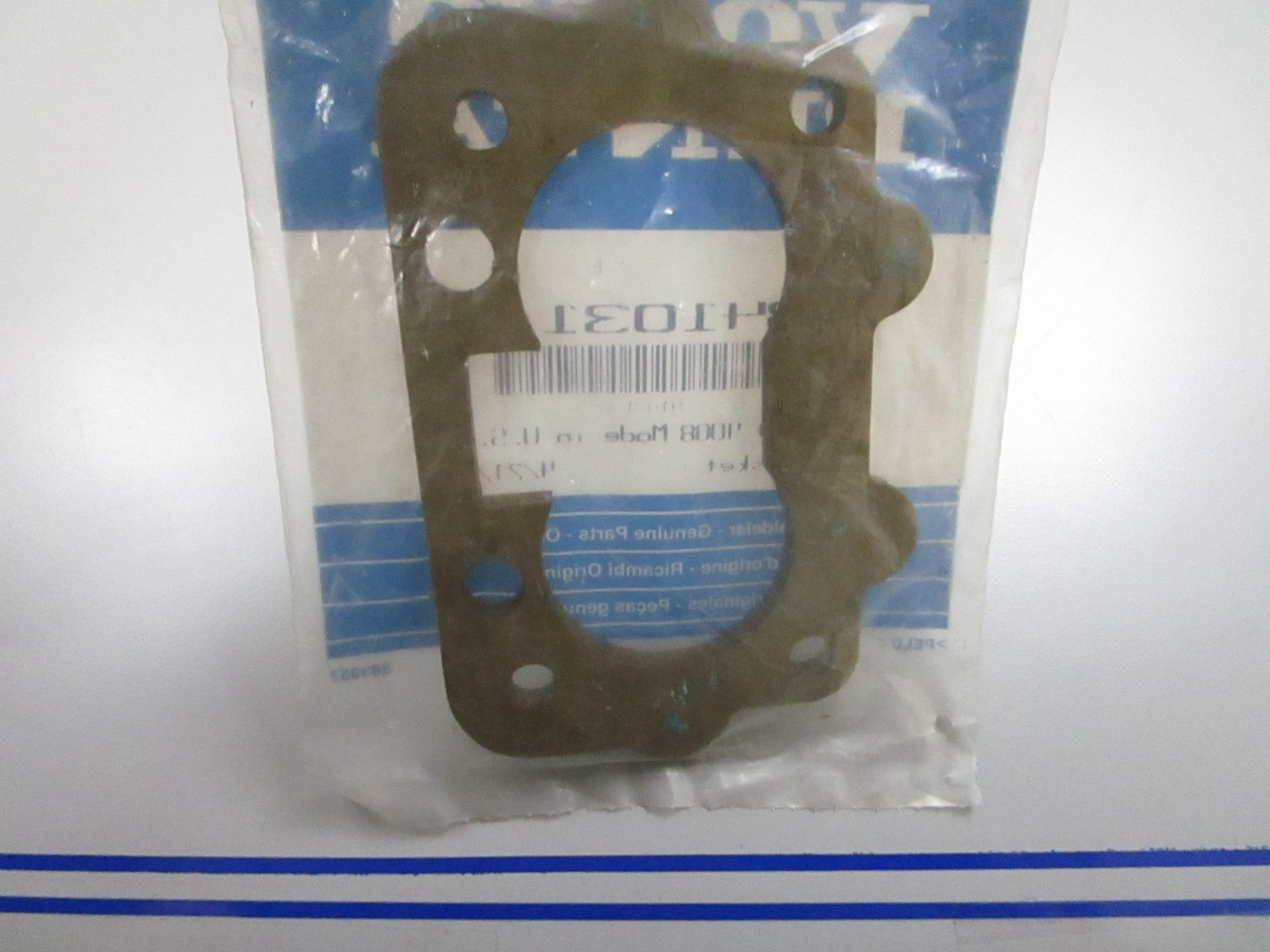 *NEW OEM* 0810 Volvo Penta Gasket 841031
