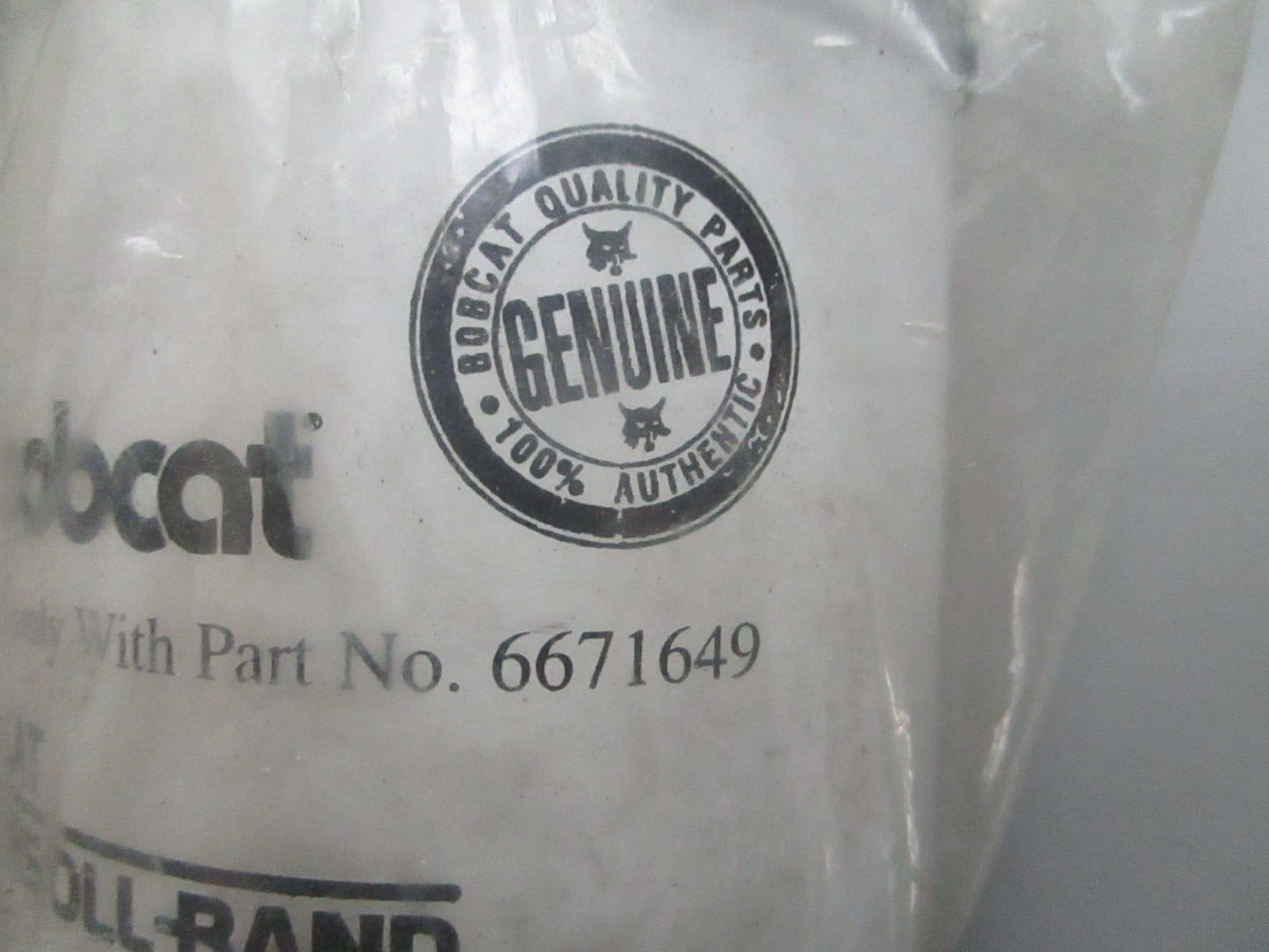 *NEW OEM* 0820 Bobcat Fuel Filter 6671649