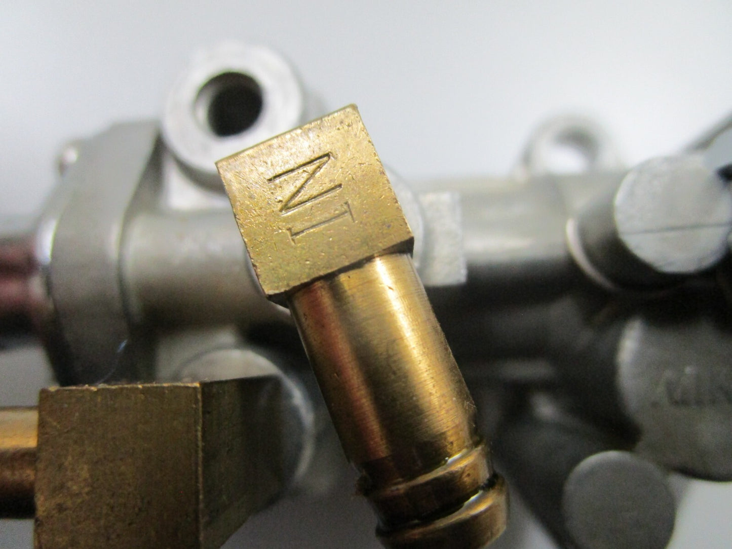 *NEW OEM* 0810 Tohatsu Nissan Oil Pump Assembly 3B7-09000-1 3B7-090-001